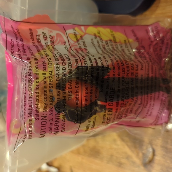 McDonald's happy meal collection Barbie and Hot wheels combo. Contains 4 of each - Picture 5 of 6